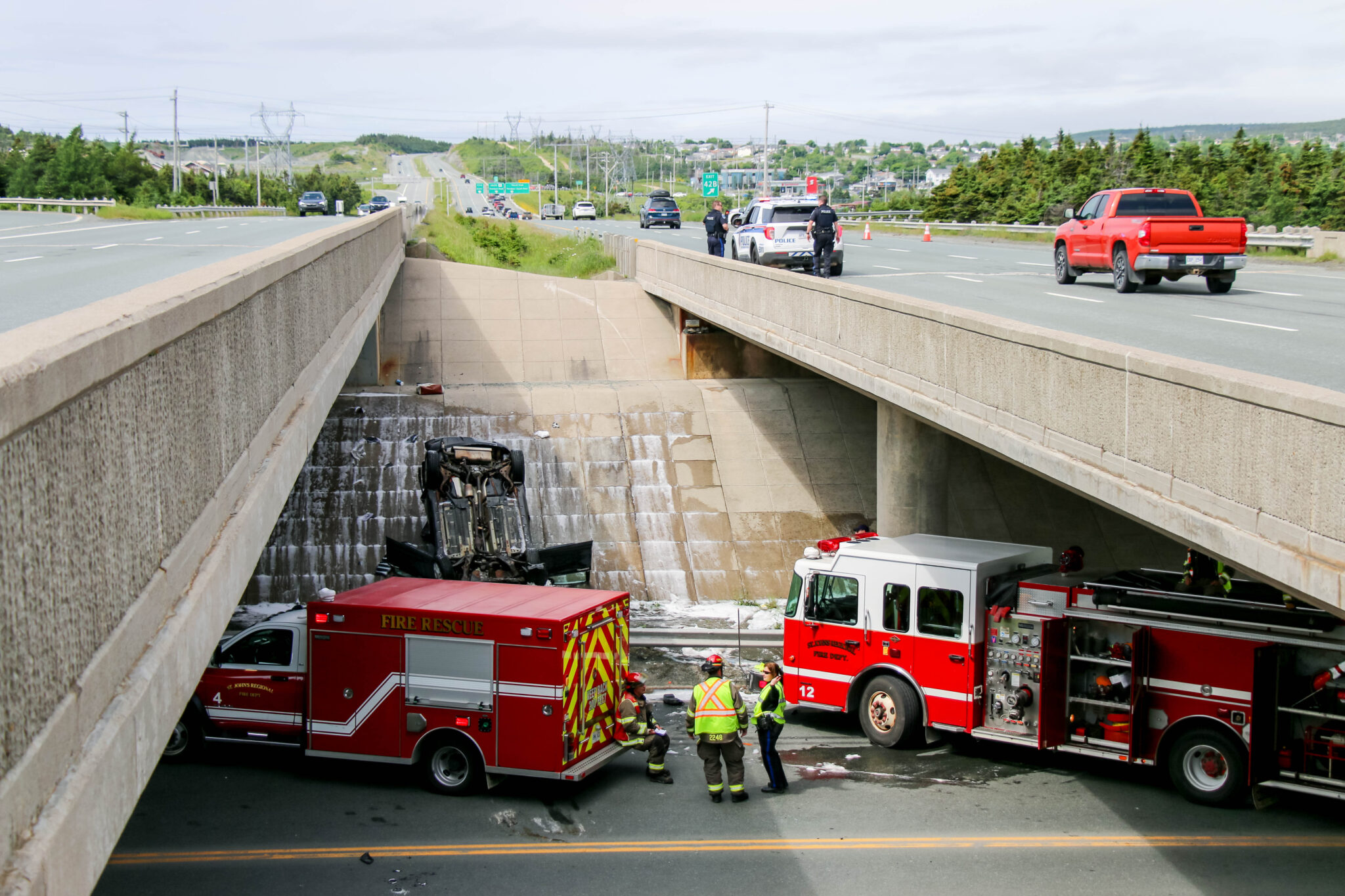 Updated Dramatic Single Vehicle Crash Sends Two To Hospital Ntv